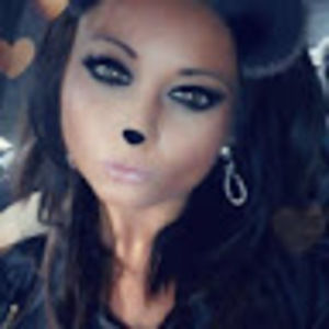 Meet your Posher, Roxanne